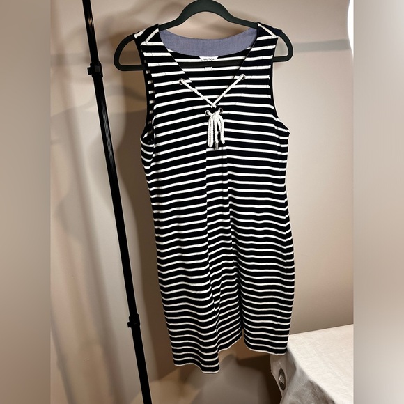 Nautical Dress - Picture 3 of 4